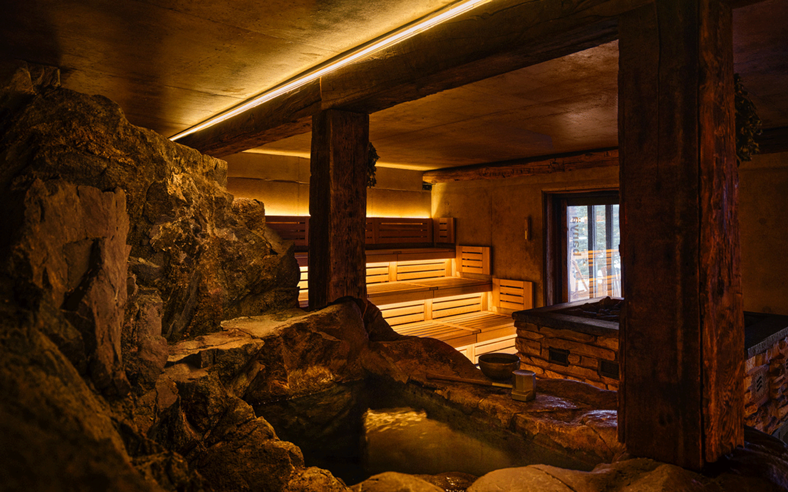 SCANDINAVIAN THERAPY